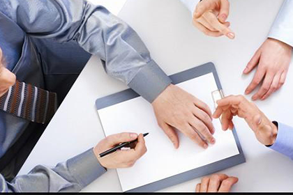 八万信用卡逾期十个月面临牢狱风险吗？